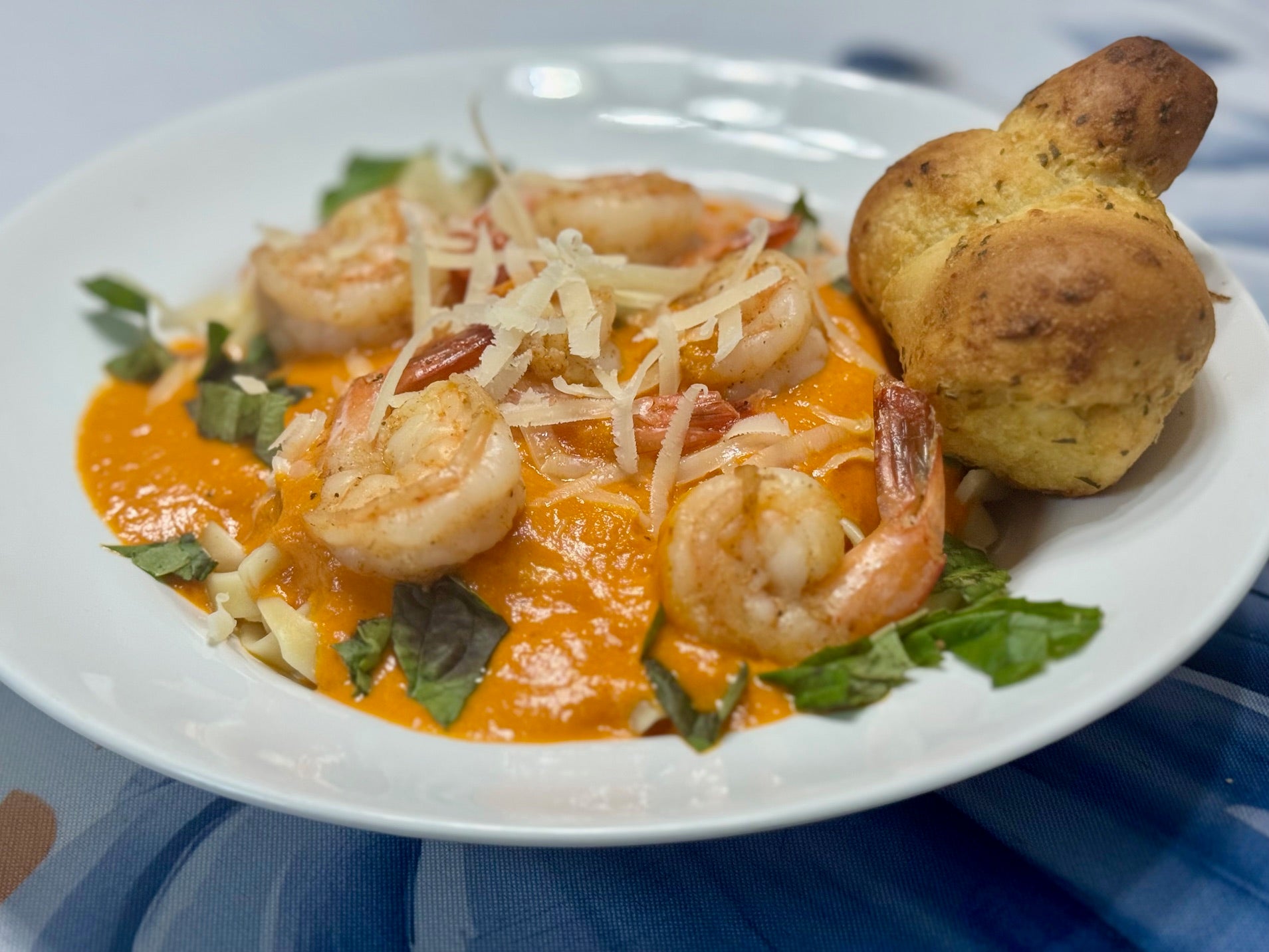 Pasta with vodka sauce and shrimp.